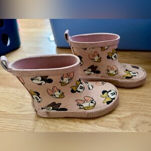 H&M Pink Minnie & Daisy Rain Boots Size 8.5